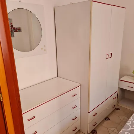 Apartman Melograni 1 *